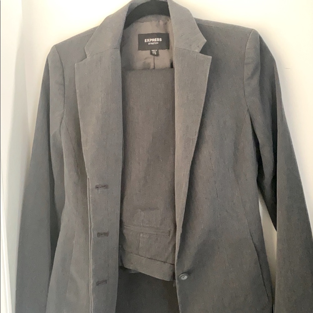 Express business suit